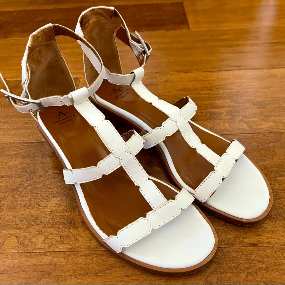 Aquatalia Risa White Leather Sandals - Size 9.5 (EUC)